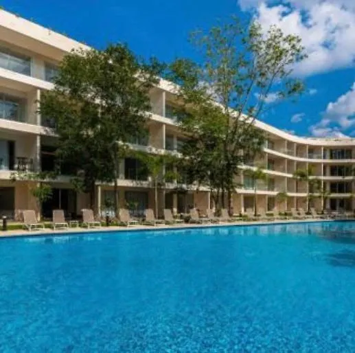 Caribbean Paradise! New Playa del Carmen Apartment